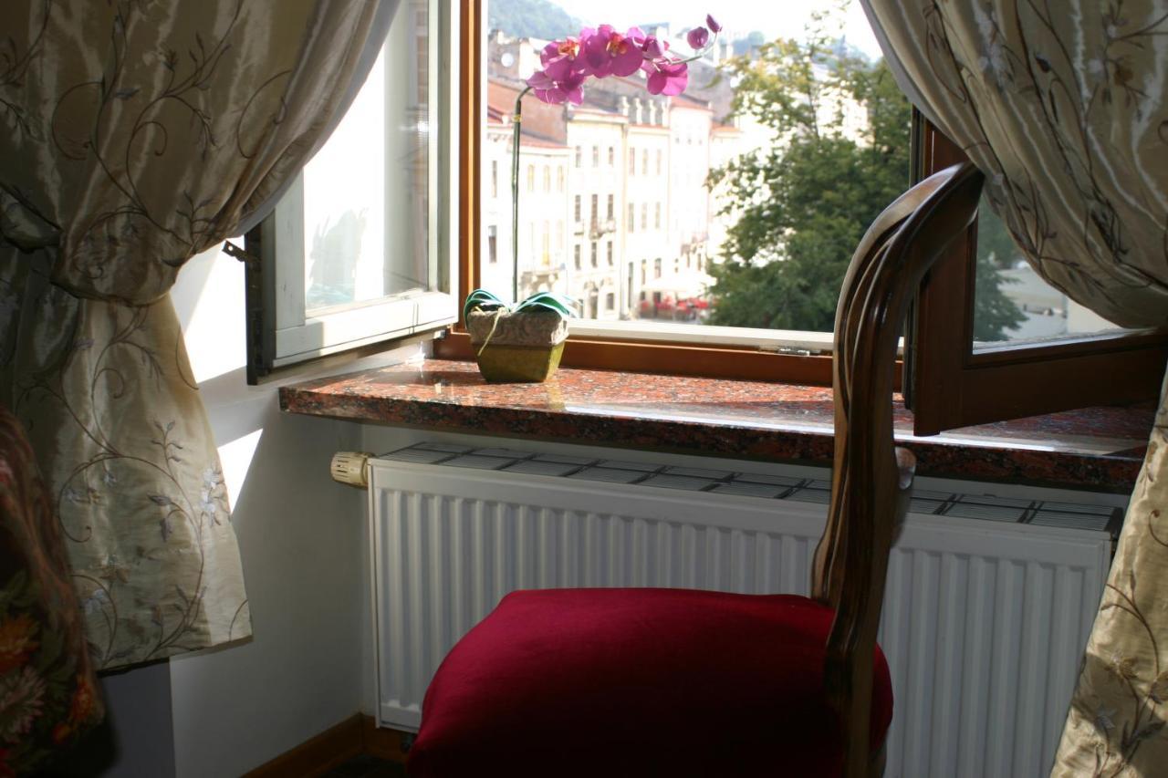 Apartment On Rynok Square Lviv Ngoại thất bức ảnh