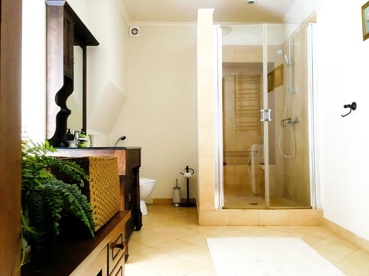 Apartment On Rynok Square Lviv Ngoại thất bức ảnh