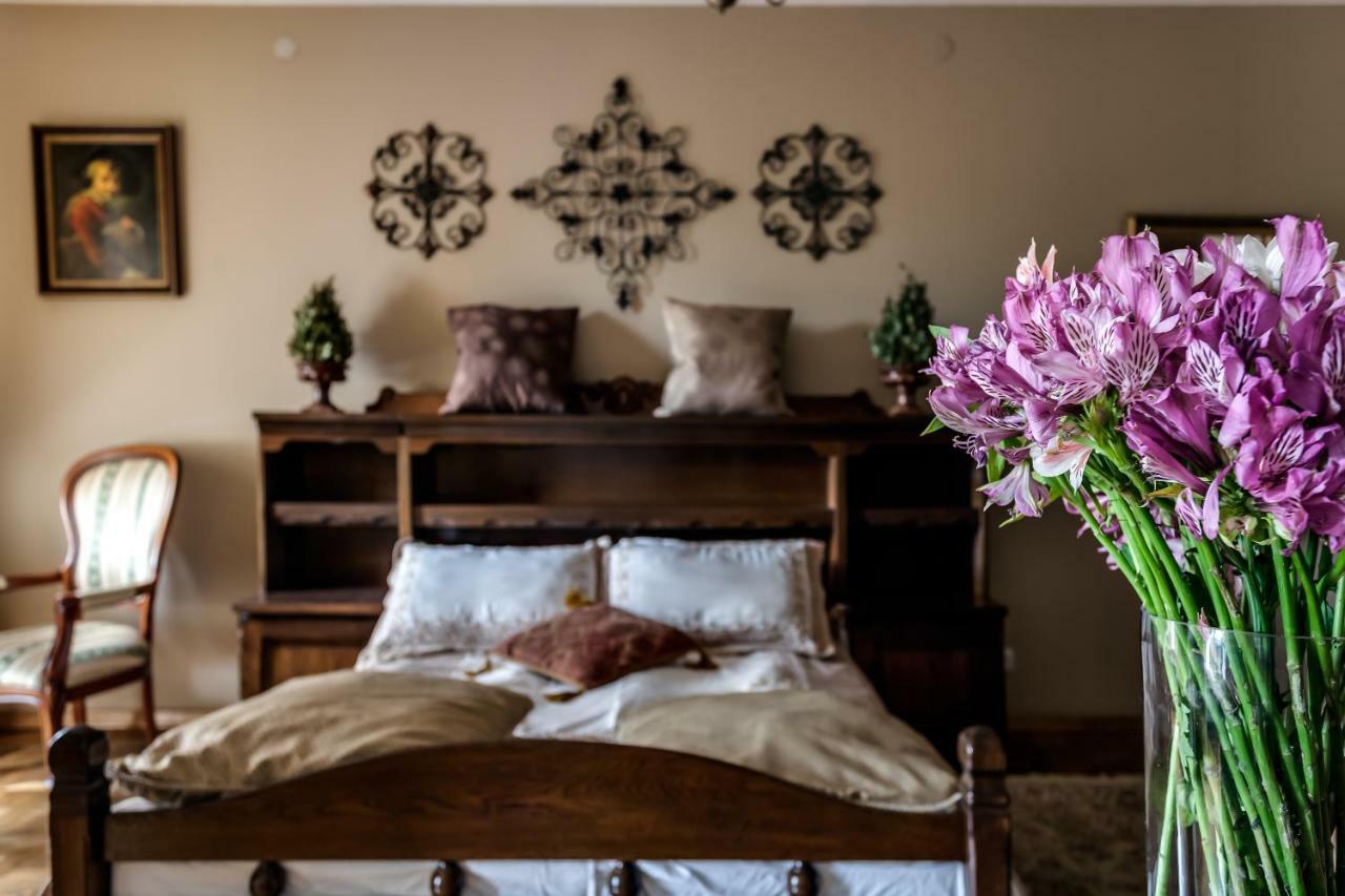 Apartment On Rynok Square Lviv Ngoại thất bức ảnh